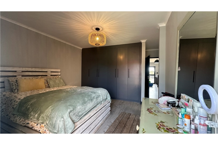 3 Bedroom Property for Sale in De Zoete Inval Western Cape